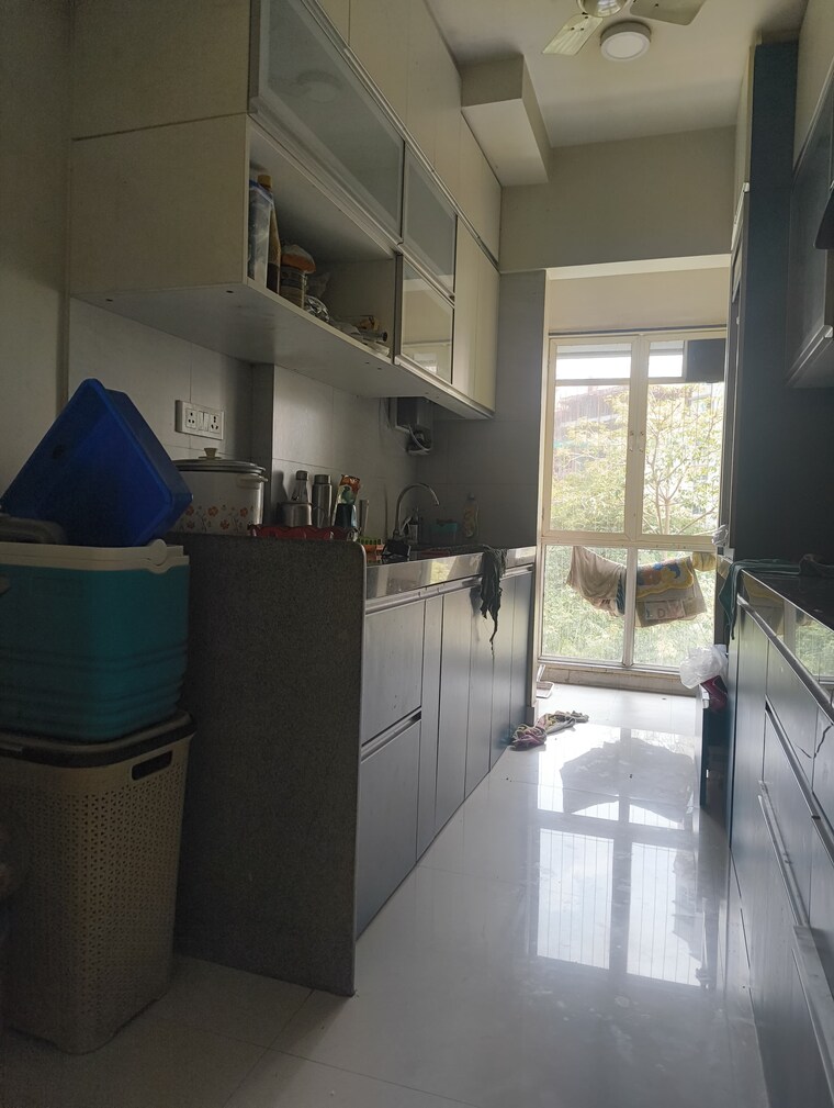 Kitchen, godrej-central 2.5 Bedroom 900 Sq.Ft. Apartment In Chembur Mumbai 9490786