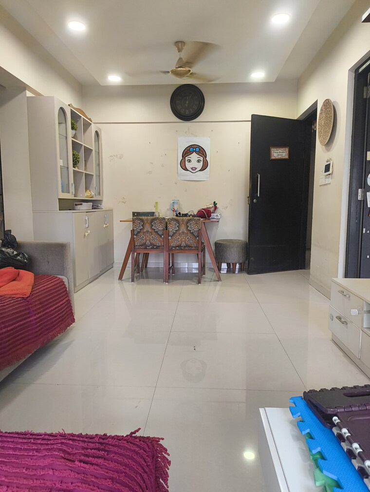 Living Room, godrej-central 2.5 Bedroom 900 Sq.Ft. Apartment In Chembur Mumbai 9490786