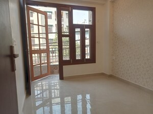 Room in 3 BHK Builder Floor at Palam Colony – for Sale