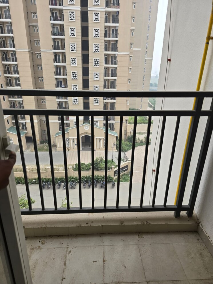 Balcony, eldeco-live-by-the-greens 2 Bedroom 1155 Sq.Ft. Apartment In Sector 150 Noida 9490837