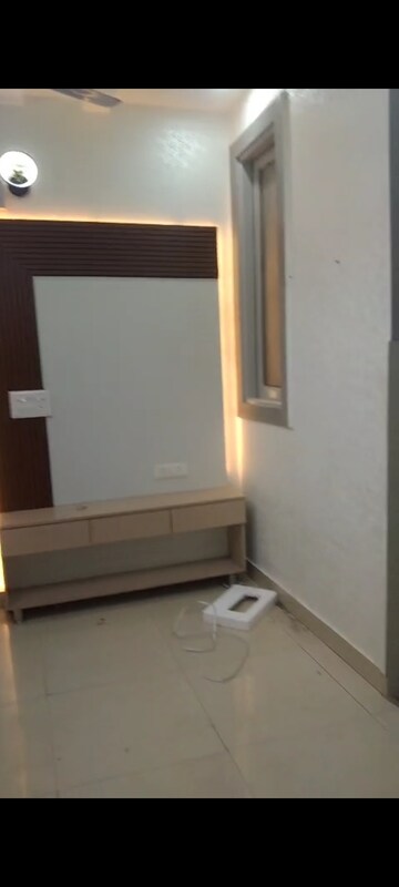 Furnished Amenities in 1 BHK Builder Floor at Kanha Apartments Indirapuram, Shakti Khand 2 – for Rent