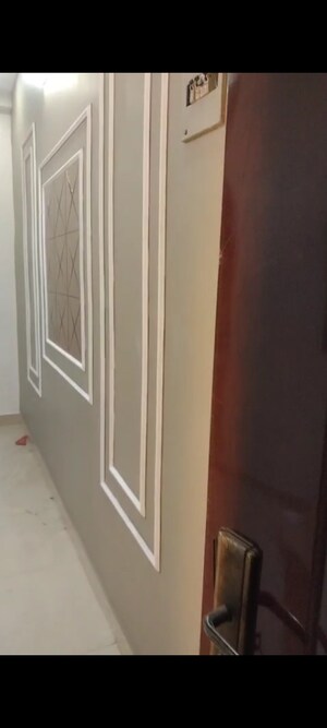 Building Lobby in 1 BHK Builder Floor at Kanha Apartments Indirapuram, Shakti Khand 2 – for Rent