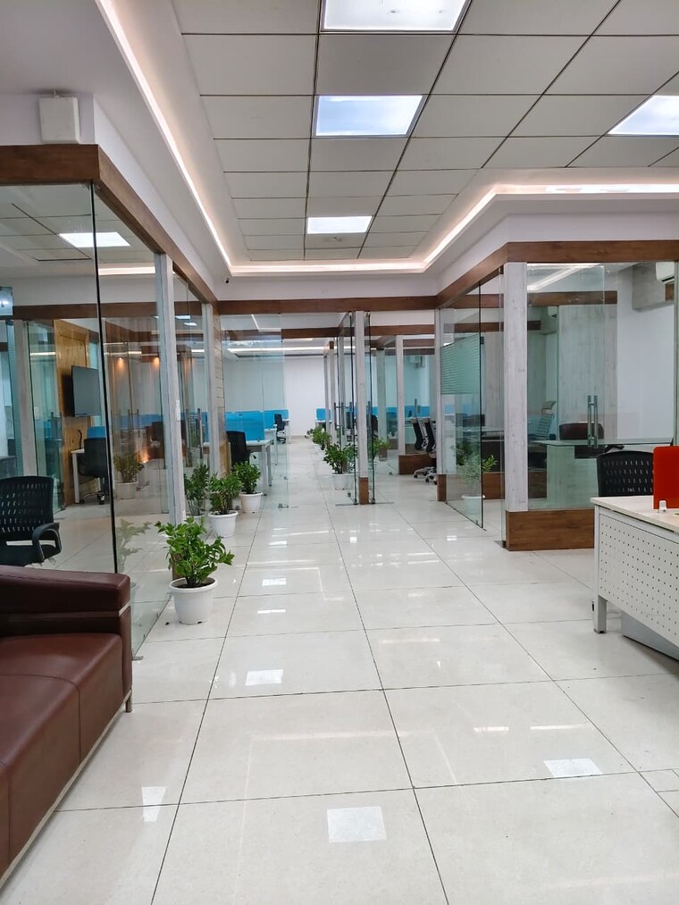 undefined, sector 63 Commercial Office Space 4050 Sq.Ft. In Sector 63 Noida 9490780