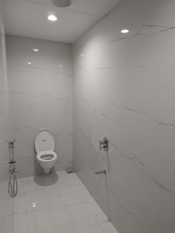 Bathroom, aerocity 3 Bedroom 1600 Sq.Ft. Builder Floor In Aerocity Mohali 9490784