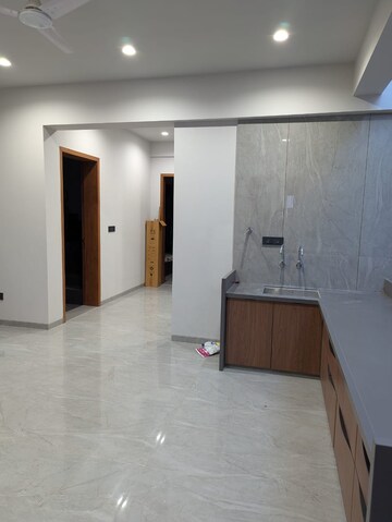 Room in 3 BHK Builder Floor at Aerocity – for Rent