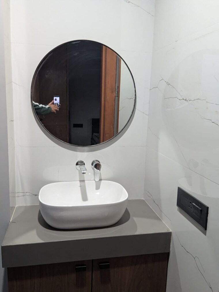 Bathroom, aerocity 3 Bedroom 1600 Sq.Ft. Builder Floor In Aerocity Mohali 9490784