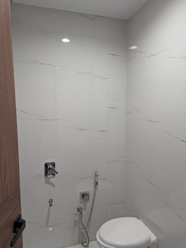 Bathroom, aerocity 3 Bedroom 1600 Sq.Ft. Builder Floor In Aerocity Mohali 9490784