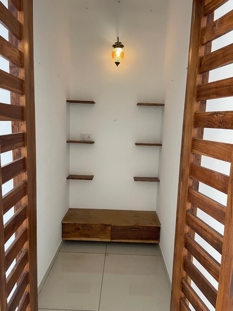 Room, lnt-raintree-boulevard 5 Bedroom 2470 Sq.Ft. Apartment In Hebbal Bangalore 9490775