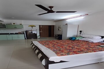 Bedroom in Studio Apartment at Mayfair The View, Vikhroli West – for Rent