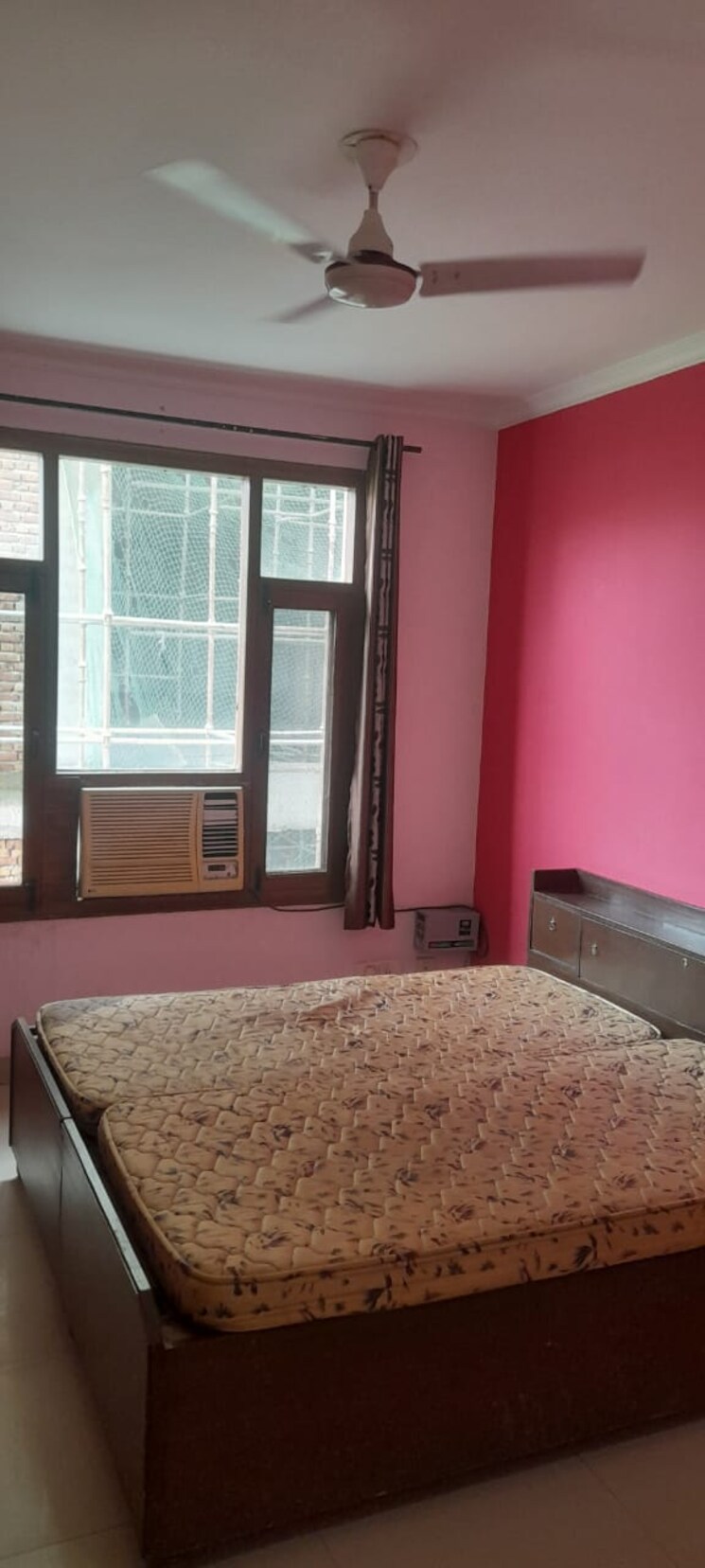 Room, penta-homes 2 Bedroom 1350 Sq.Ft. Apartment In Vip Road Zirakpur 9490825