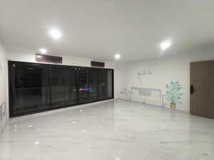 Room in 4 BHK Apartment at Adajan – for Sale