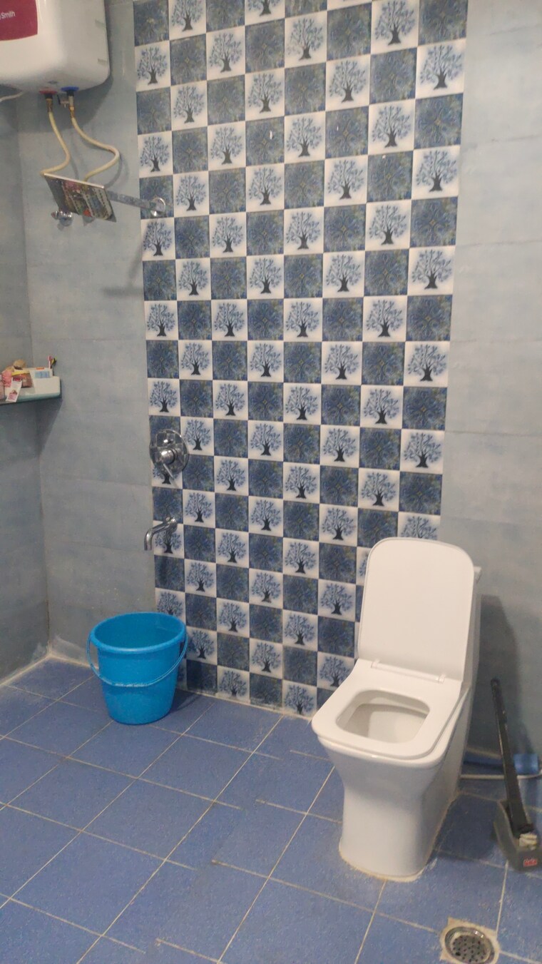Bathroom, banjara hills 2 Bedroom 1900 Sq.Ft. Apartment In Banjara Hills Hyderabad 9490826