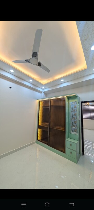 Furnished Amenities in 3 BHK Builder Floor at Maya Homes, Indrapuram – for Sale