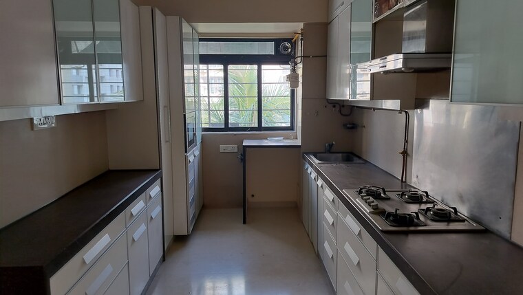 Kitchen, la-roche 4 Bedroom 1885 Sq.Ft. Apartment In Bandra West Mumbai 9490906