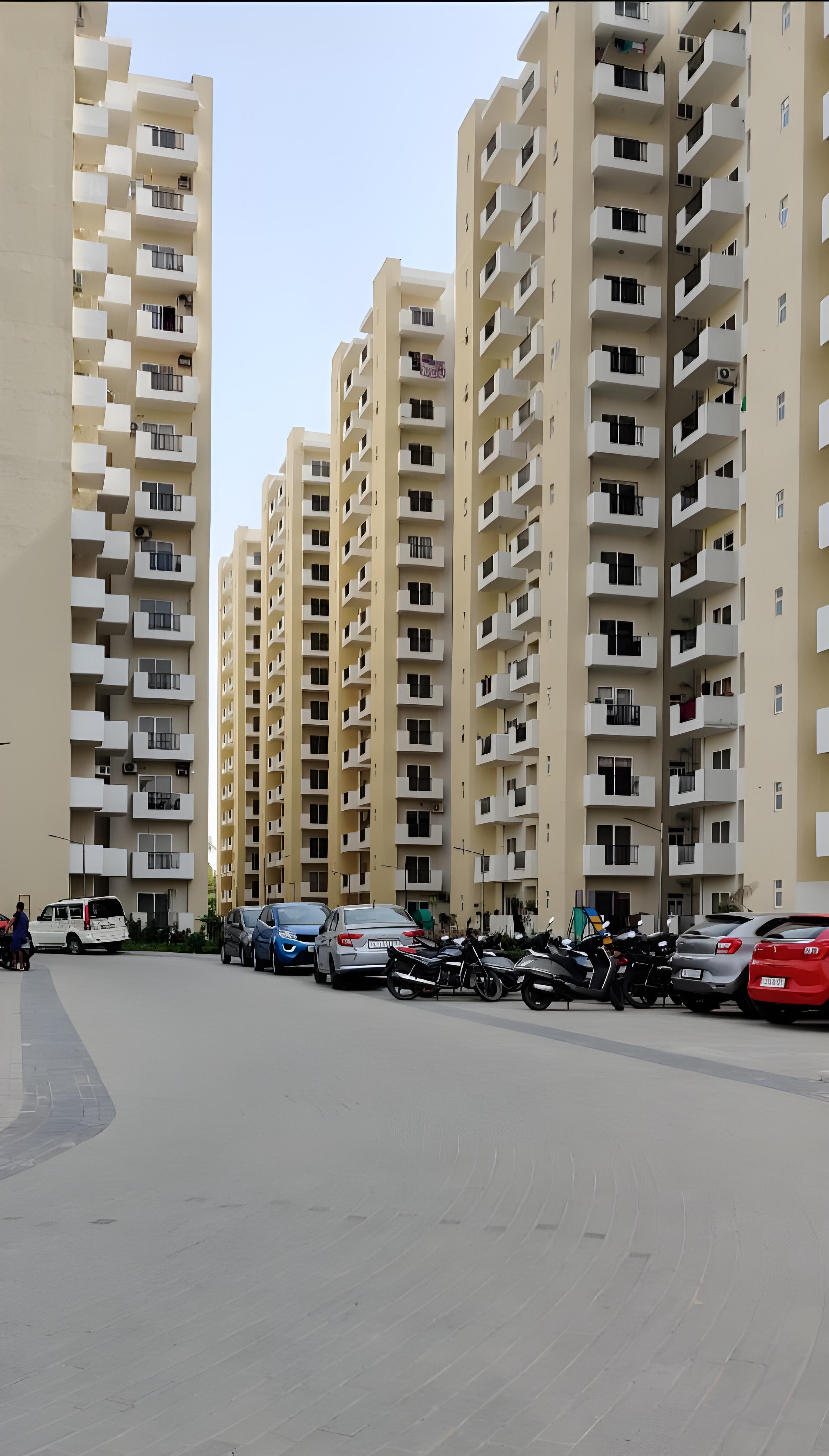 2 BHK + Pooja Room Apartment For Sale in GLS Arawali City