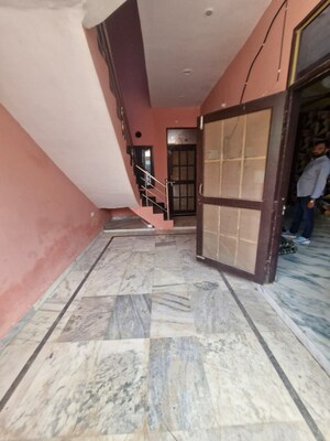 Parking in 2 BHK Independent House at Raebareli Road – for Sale