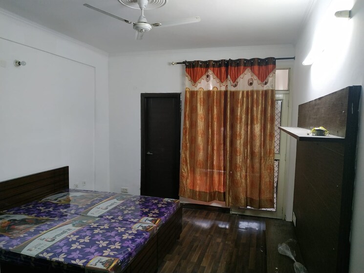 Bedroom, singla-south-city 2 Bedroom 1500 Sq.Ft. Apartment In Lohgarh Zirakpur 9491001