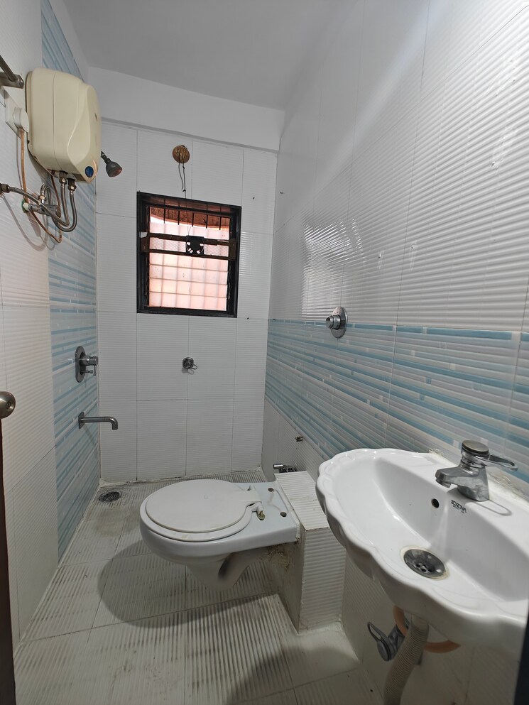 Bathroom, ambika-heights 2 Bedroom 1100 Sq.Ft. Apartment In Nerul Navi Mumbai 9491039