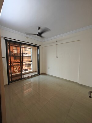 Room in 2 BHK Apartment at Ambika Heights, Nerul – for Rent