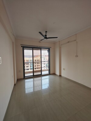 Room in 2 BHK Apartment at Ambika Heights, Nerul – for Rent