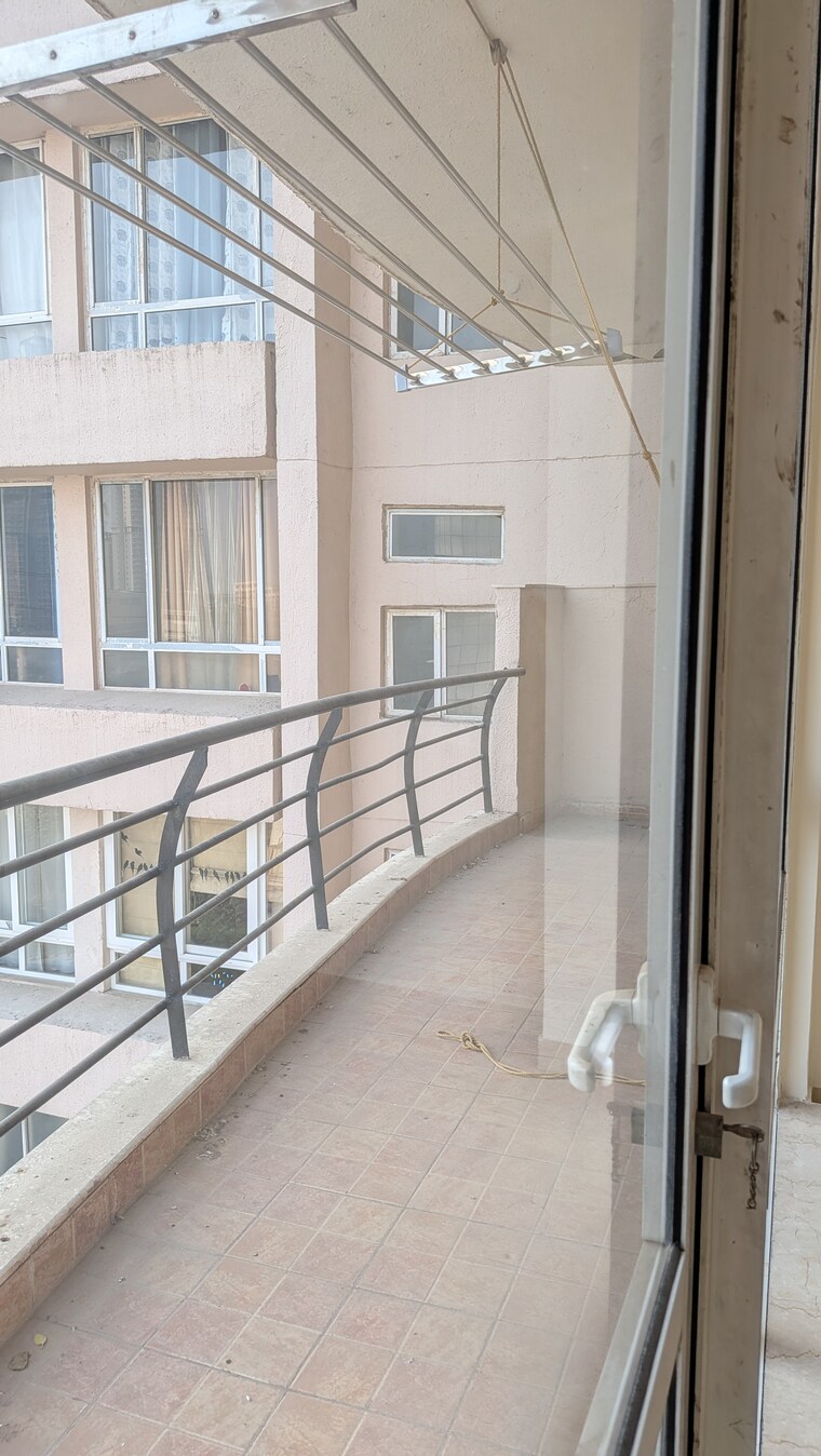 Balcony, unitech-escape 3 Bedroom 2050 Sq.Ft. Apartment In Sector 50 Gurgaon 9491046