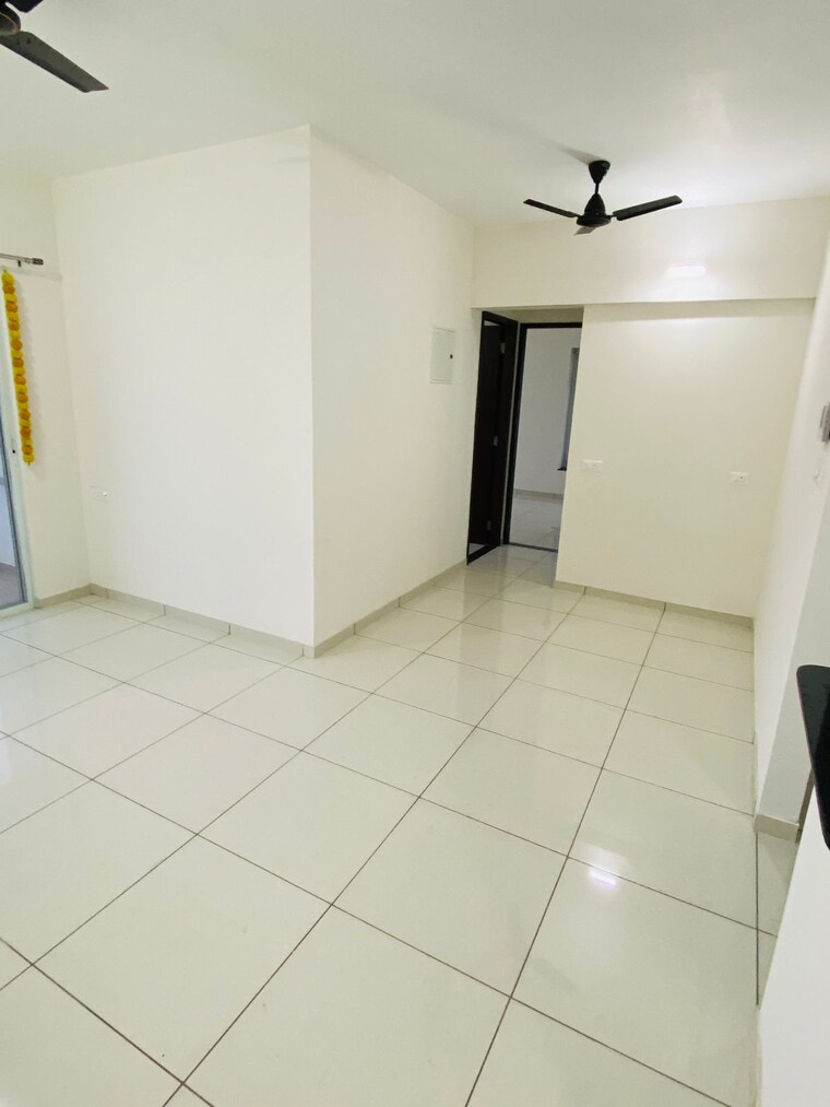 Bathroom, vj-yashone-infinitee 2.5 Bedroom 1250 Sq.Ft. Apartment In Tathawade Pune 9491026