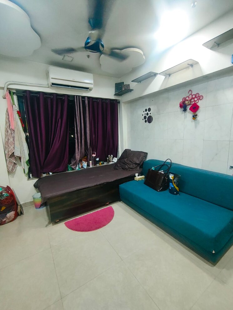 Living Room, sai-baba-vihar-complex 2 Bedroom 700 Sq.Ft. Apartment In Ghodbunder Road Thane 9491031