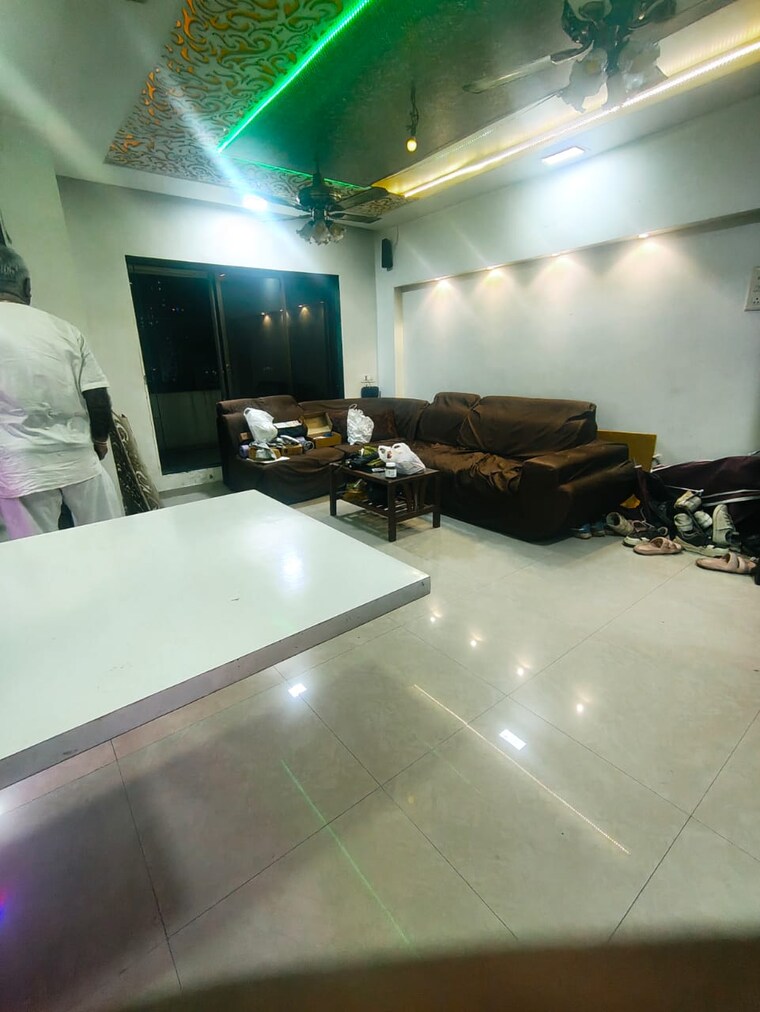 Living Room, sai-baba-vihar-complex 2 Bedroom 700 Sq.Ft. Apartment In Ghodbunder Road Thane 9491031