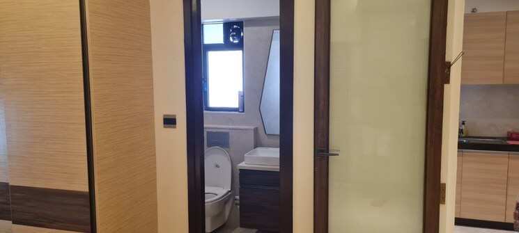 Bathroom, chandak-34-park-estate 2 Bedroom 617 Sq.Ft. Apartment In Goregaon West Mumbai 9491025