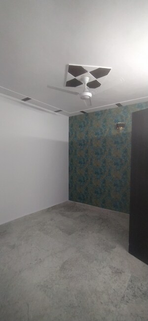Furnished Amenities in 2 BHK Builder Floor at Khirki Extension – for Rent