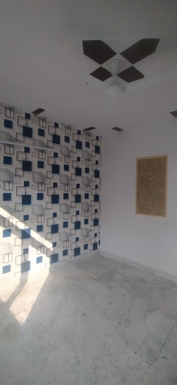 Master Plan in 2 BHK Builder Floor at Khirki Extension – for Rent