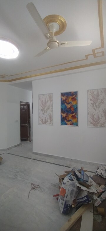 Furnished Amenities in 2 BHK Builder Floor at Khirki Extension – for Rent