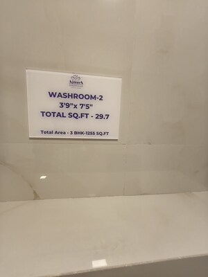 Room in 3 BHK Apartment at Ajmera Shringaar, Vile Parle West – for Sale