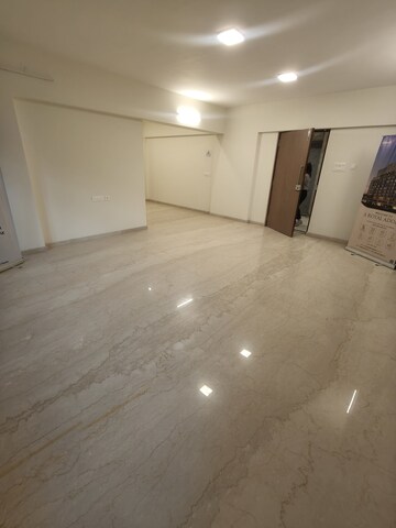 Room in 3 BHK Apartment at Ajmera Shringaar, Vile Parle West – for Sale