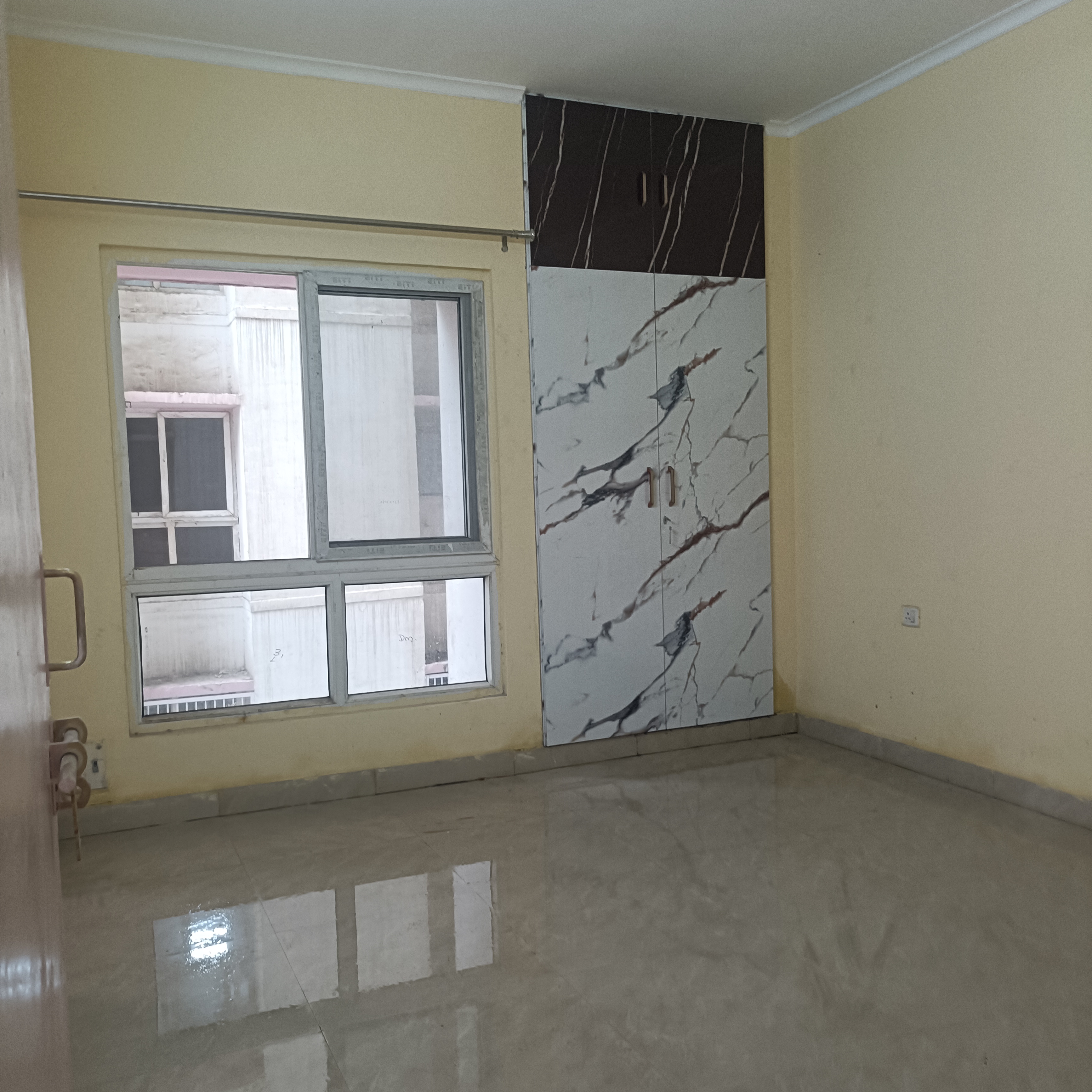 3 BHK + Pooja Room 1480 Sq.Ft. Apartment in UPAVP Ganga Yamuna And Hindon Enclave