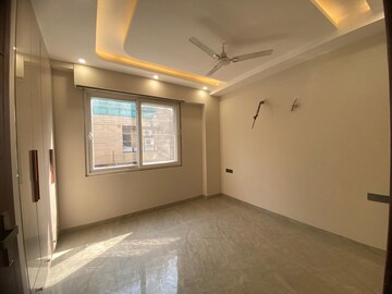 Room in 3 BHK Builder Floor at Malviya Nagar – for Rent