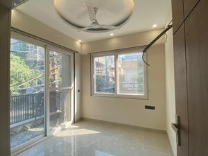 Room in 3 BHK Builder Floor at Malviya Nagar – for Rent