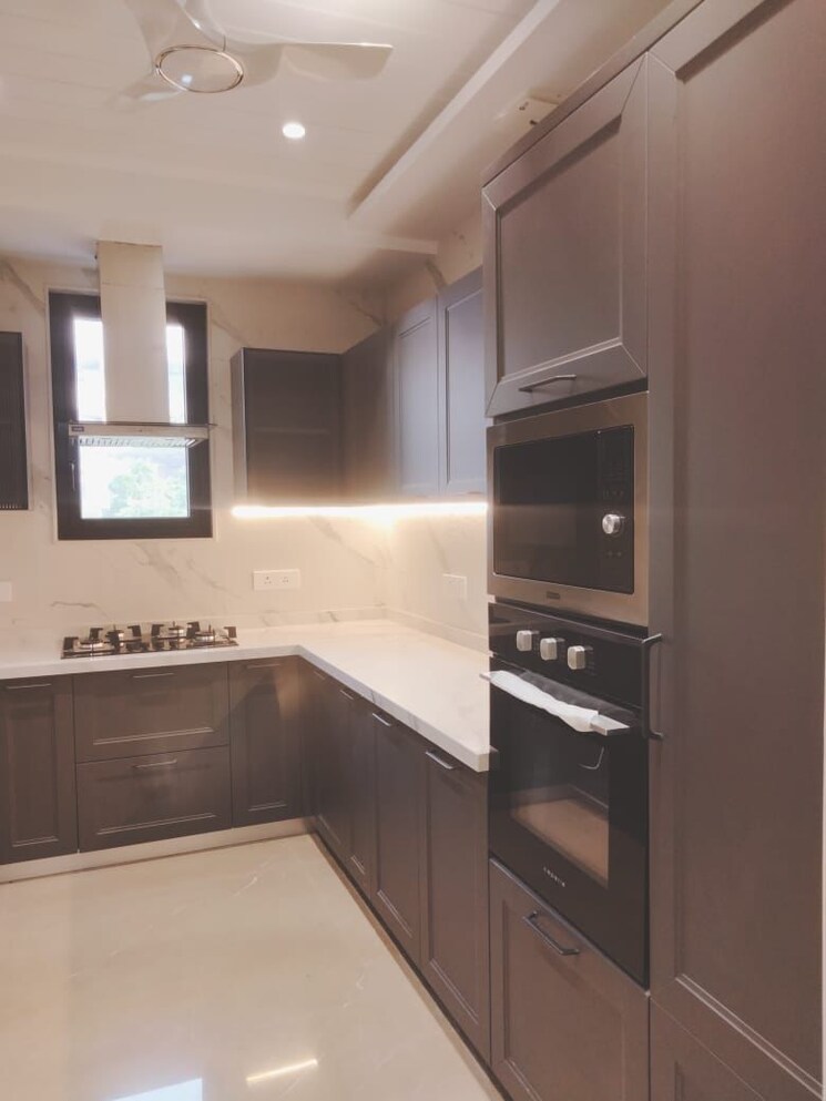 Kitchen, dlf-atria 3 Bedroom 250 Sq.Ft. Builder Floor In Dlf Phase ii Gurgaon 9491155