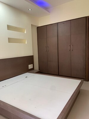 Room in 2 BHK Apartment at Nakshatra Apartments Borivali, Borivali West – for Rent