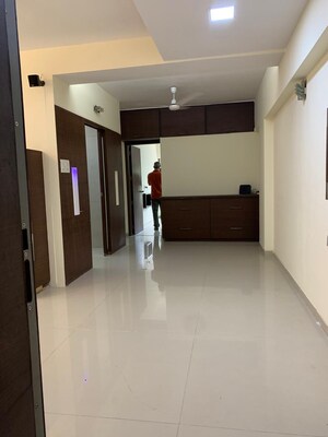 Building Lobby in 2 BHK Apartment at Nakshatra Apartments Borivali, Borivali West – for Rent
