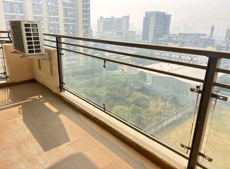 Balcony, tulip-violet 3 Bedroom 1578 Sq.Ft. Apartment In Sector 69 Gurgaon 9492574