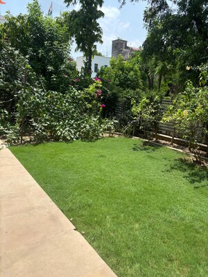 6 BHK Villa – Garden View at Jaypee Greencrest Homes, Jaypee Greens Sports City - for Sale