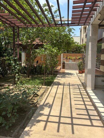 Balcony in 6 BHK Villa at Jaypee Greencrest Homes, Jaypee Greens Sports City – for Sale