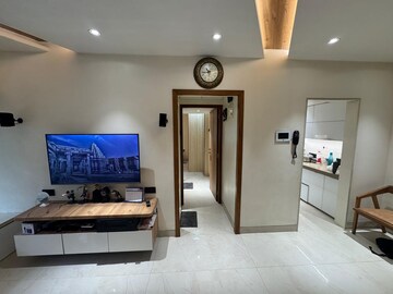 Furnished Amenities in 1 BHK Apartment at Mithila Apartment Kandivali, Kandivali West – for Sale