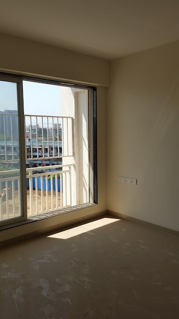 Room in 1 BHK Apartment at Kakad Paradise Phase 2, Mira Road East – for Sale