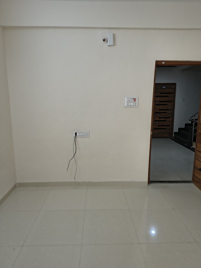 Room, trimurti-apartments-kharadi 1 RK 500 Sq.Ft. Apartment In Kharadi Pune 9492639