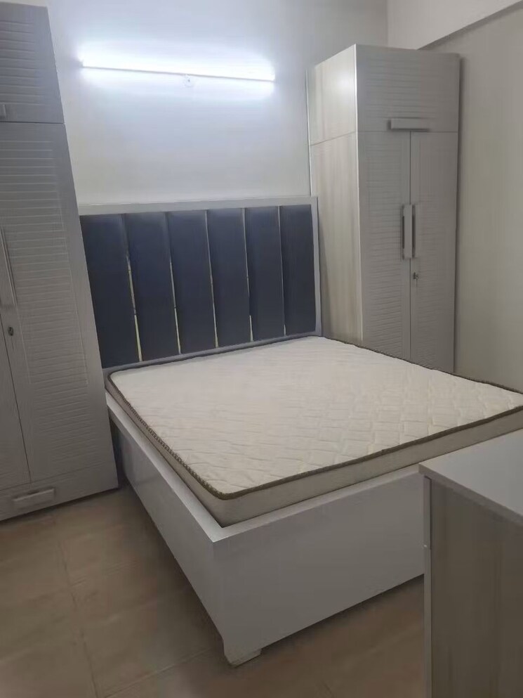 Bathroom, gaur-city-2-14th-avenue 3 Bedroom 900 Sq.Ft. Apartment In Sector 16c Greater Noida Greater Noida 9492640