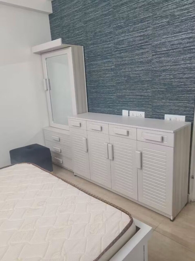Bathroom, gaur-city-2-14th-avenue 3 Bedroom 900 Sq.Ft. Apartment In Sector 16c Greater Noida Greater Noida 9492640