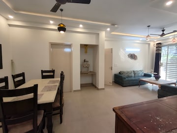 Team Area in 3 BHK Apartment at Orchid Island, Sector 51 – for Rent