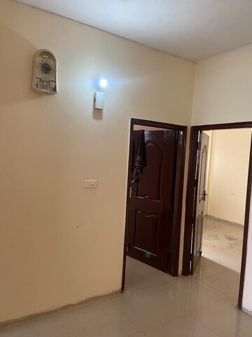 Furnished Amenities in 3 BHK Apartment at Trishla City, Patiala Road – for Rent